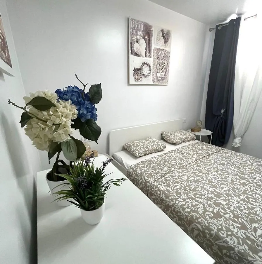 Do Not Use Modern And Bright 1 Bed Apt In Diamantes1 Los Cristianos  Spagna